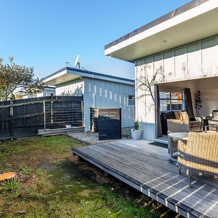 Villa Two Four Cologne Martinborough Exterior foto