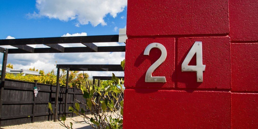 Villa Two Four Cologne Martinborough Exterior foto